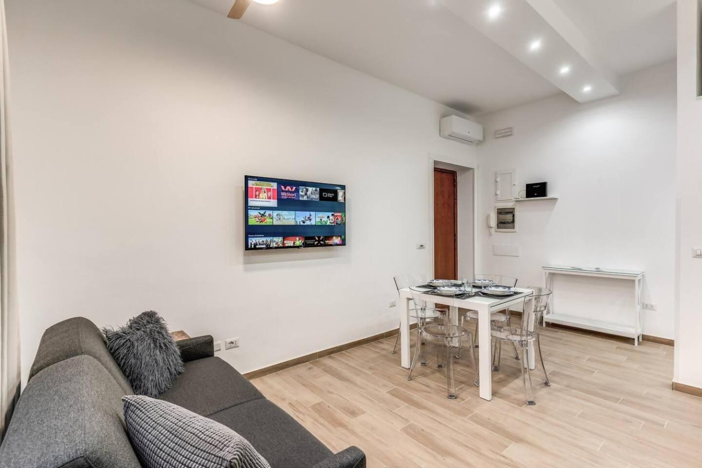 New Flat In Front Stpeter Square Apartment Rom